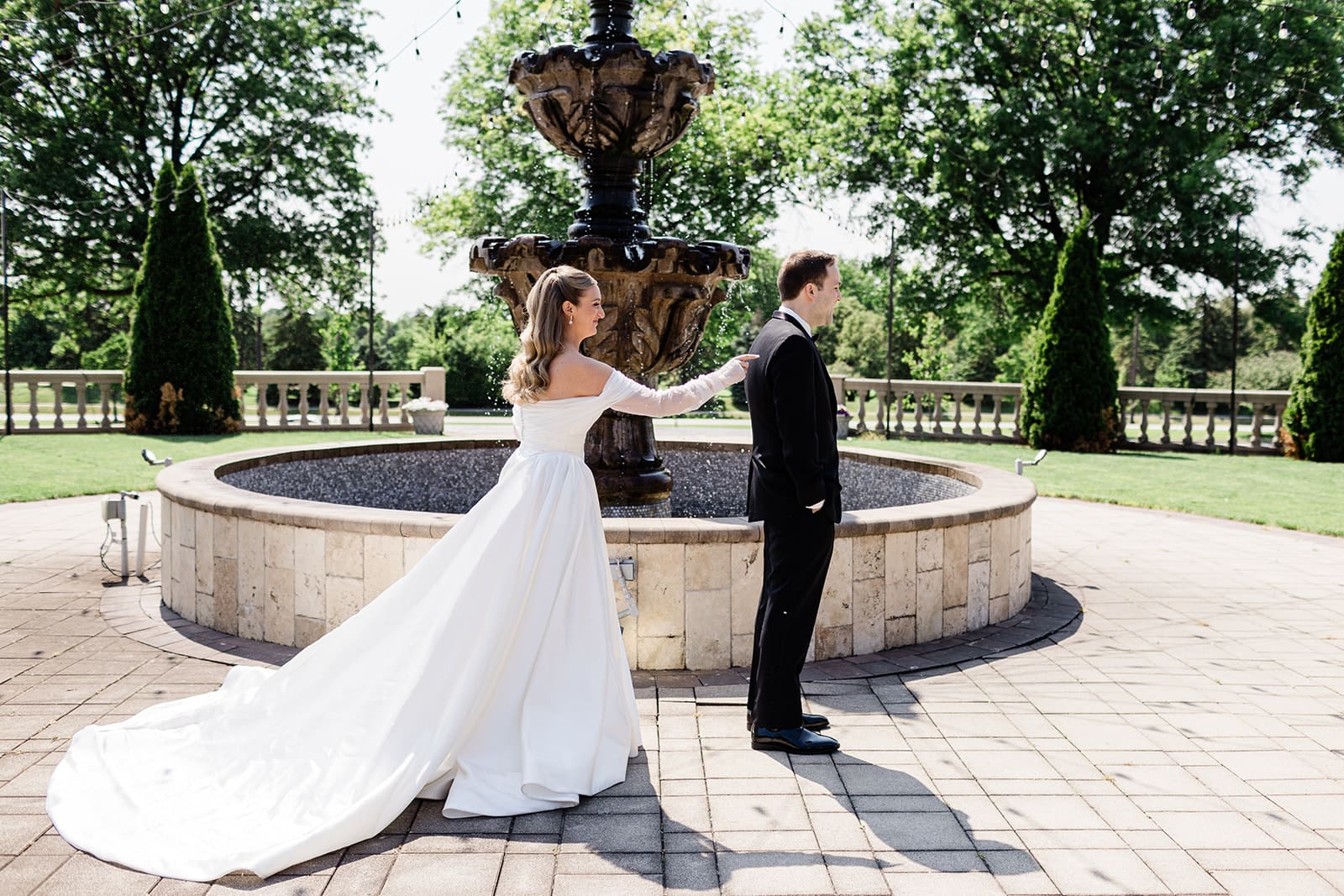 Luxury romantic wedding at the Drake in Oakbrook, IL