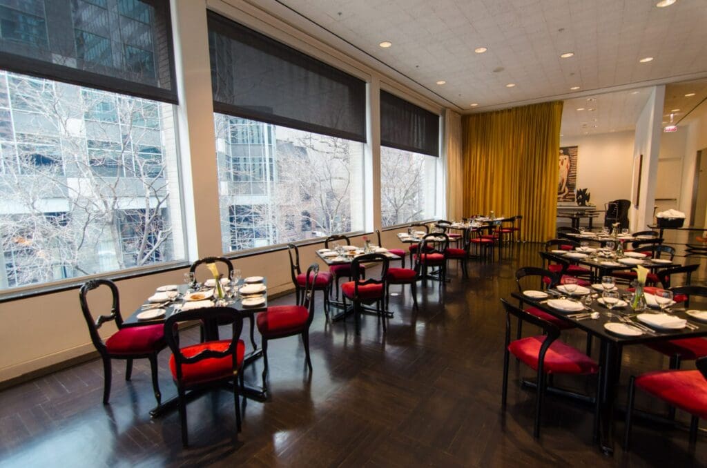 Arts Club Chicago Luxury Wedding